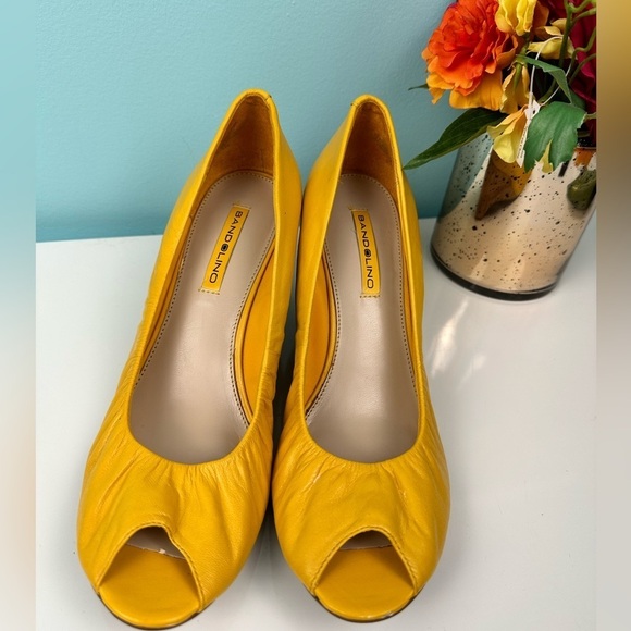 Bandolino yellow leather cork wedges shoes, size 8.5, new condition no box - Picture 1 of 11